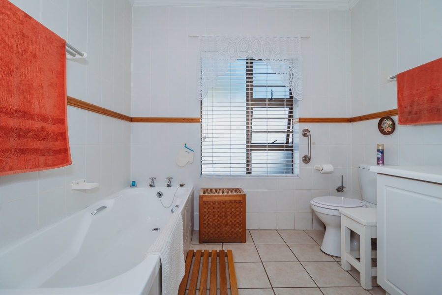 3 Bedroom Property for Sale in Camphersdrift Western Cape